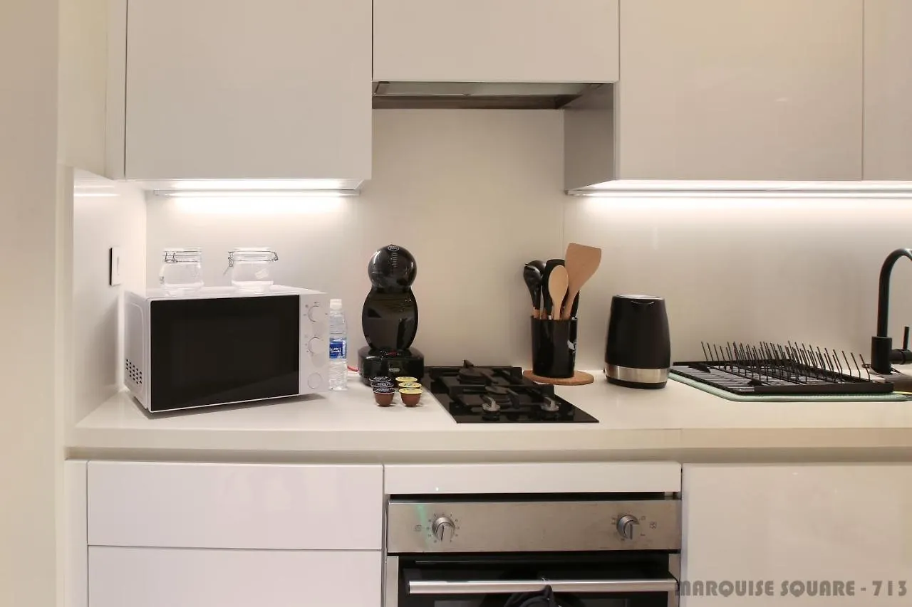 Apartment Luxury Studios With Burj Khalifa Or Canal View In Downtown - Marquise Square Tower Dubai