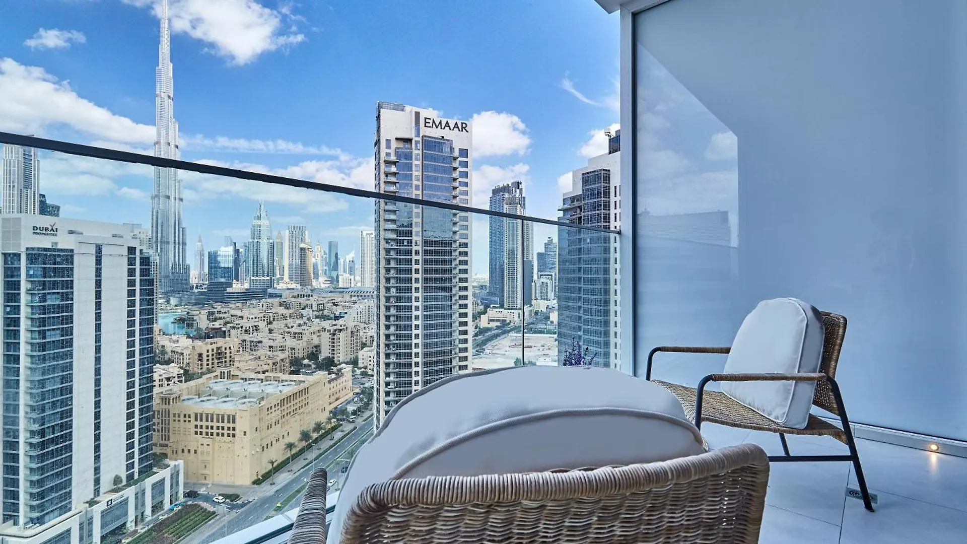 Luxury Studios With Burj Khalifa Or Canal View In Downtown - Marquise Square Tower Dubai 0*,  United Arab Emirates