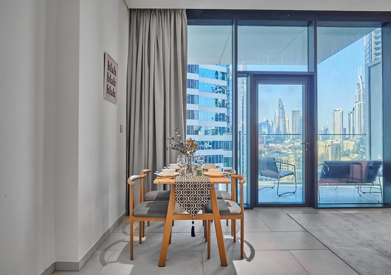 Luxury Studios With Burj Khalifa Or Canal View In Downtown - Marquise Square Tower Dubai