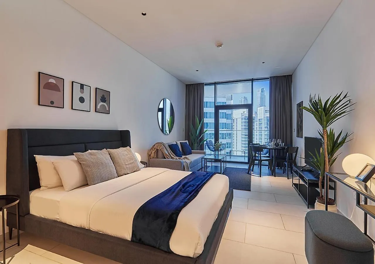 Luxury Studios With Burj Khalifa Or Canal View In Downtown - Marquise Square Tower Dubai United Arab Emirates