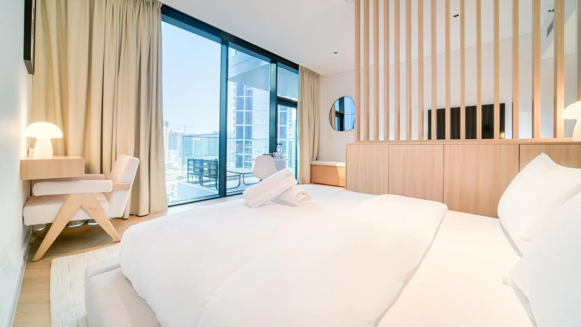 Apartment Luxury Studios With Burj Khalifa Or Canal View In Downtown - Marquise Square Tower Dubai United Arab Emirates